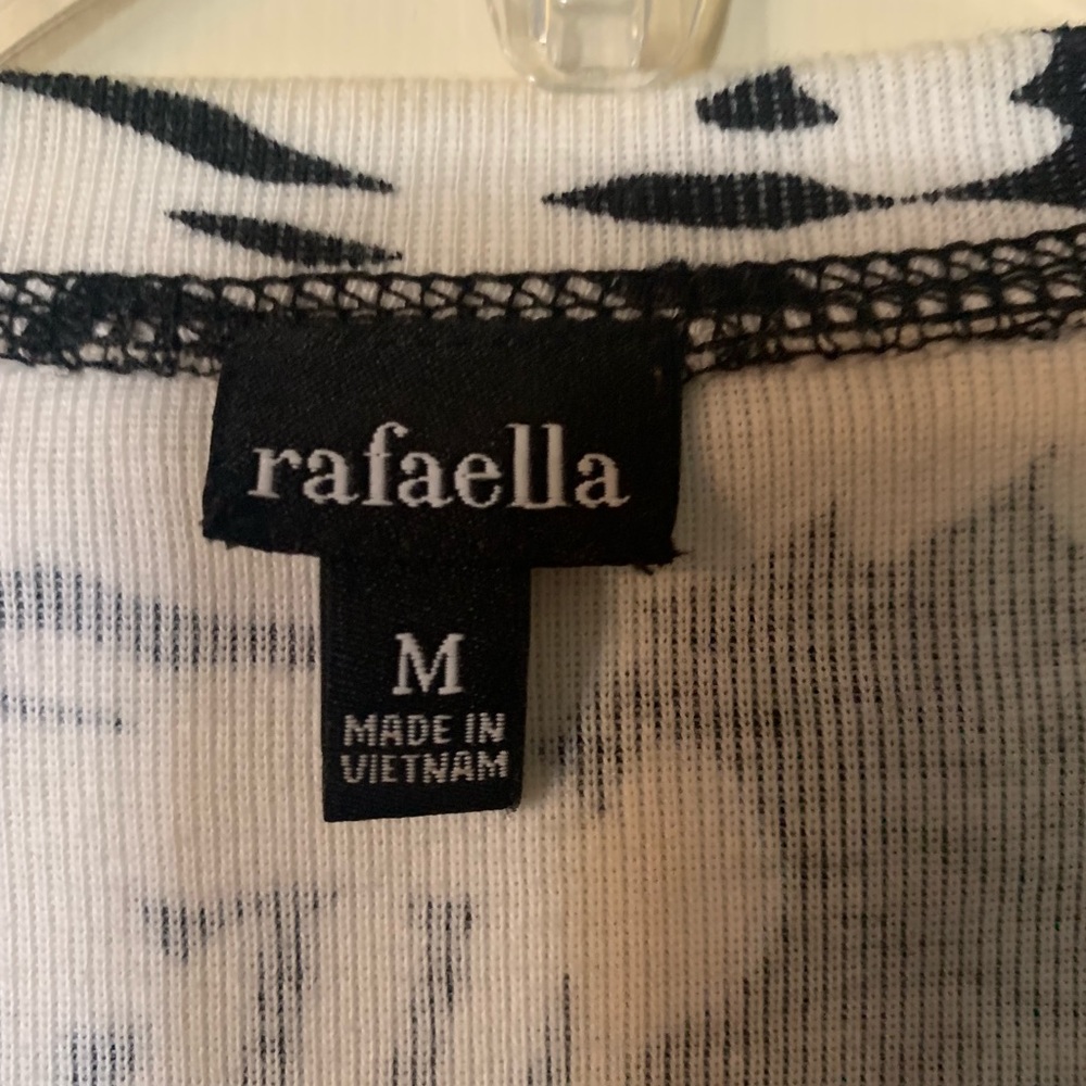 Sweater /jacket - Picture 2 of 3
